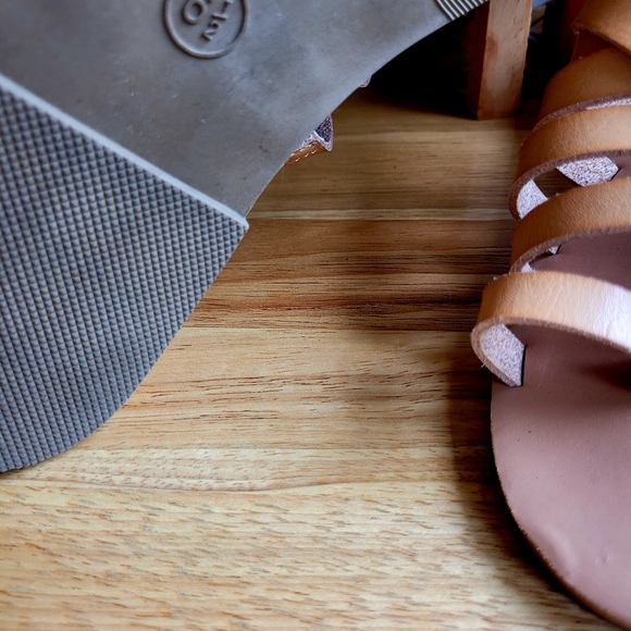 Mossimo Supply Co Sandals - Picture 5 of 5
